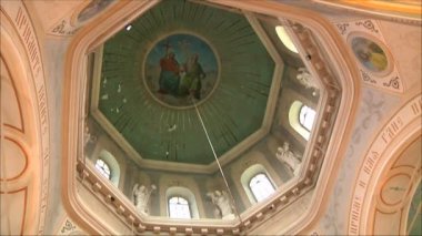 tavan Ortodoks katedrali