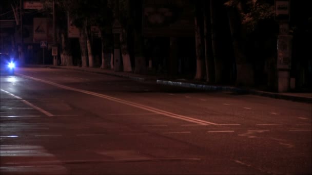 Auto auf Straße unterwegs — Stockvideo
