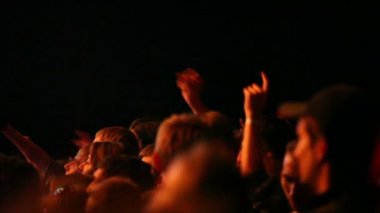 Seyirci bir rock festivalinde