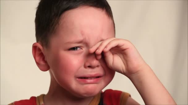 depositphotos_92733626-stock-video-little-boy-crying.jpg