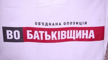 Kiev çadırda
