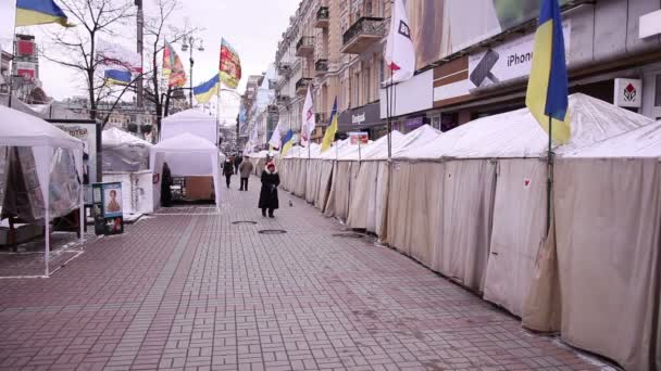 Tienda de campaña en Kiev — Vídeos de Stock
