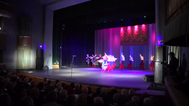 Konsert av ukrainska folkdanser — Stockvideo