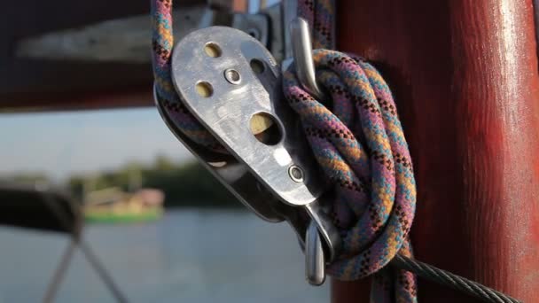 Équipement de bateau neuf — Video