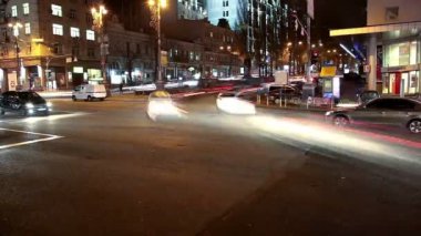 Şehrin trafikte araba