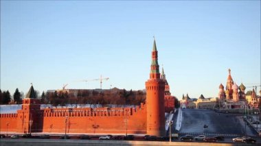 Moskova Kremlin yakınlarında trafik