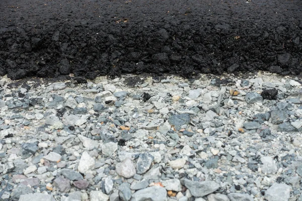 Серебристый и бетонный асфальт дорожного покрытия . — стоковое фото