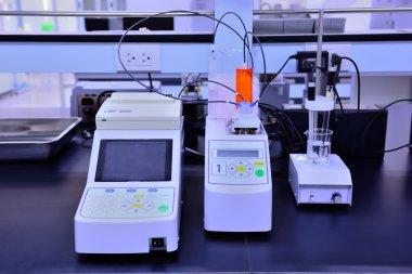 Kimyasal analiz, labaratuar donanımları.