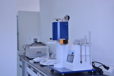 Kimyasal analiz, labaratuar donanımları.