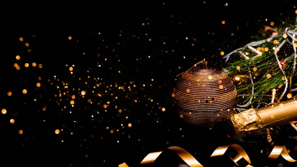 Святковий Новорічний Фон Різдвяним Ячем Боке Золотою Стрічкою Копія Горизонтального — стокове фото
