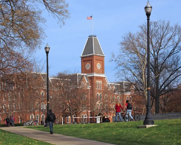 アメリカの大学キャンパス オハイオ州立大学 — ストック写真