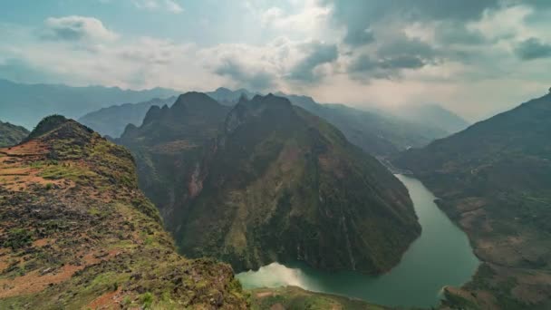 Valle de Ha Giang, Vietnam, Timelapse - El río del valle de Ha Giang — Vídeos de Stock