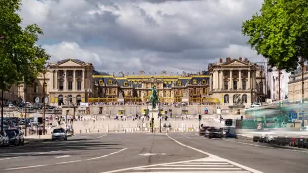 Versailles, Frankreich, Zeitraffer - Der Burgeingang während des Tages — Stockvideo