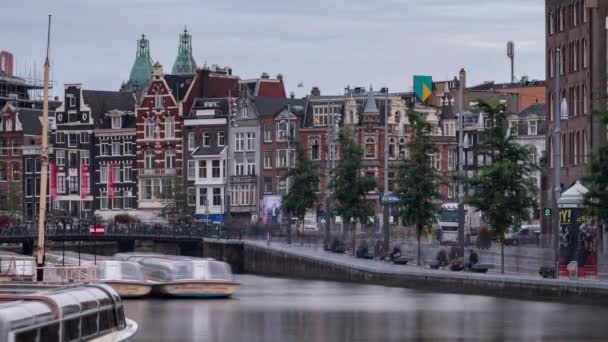 Amsterdam, Holandia, Timelapse - Centrum miasta w dzień i w nocy — Wideo stockowe