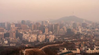 Seul, Kore, Timelapse - Seul 'den Geceye Seul' e Seonbawi Kayalarından Görüldüğü Gibi