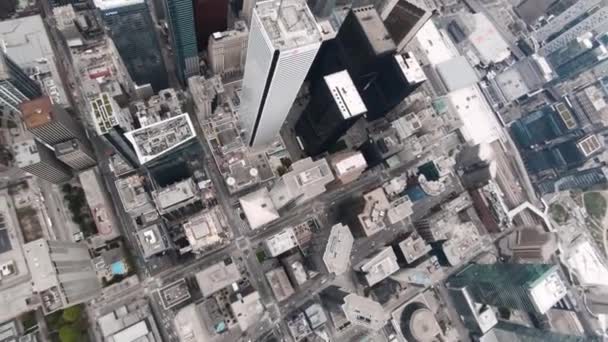 Toronto, Canada, Vue aérienne - Vue aérienne des gratte-ciel du centre-ville — Video