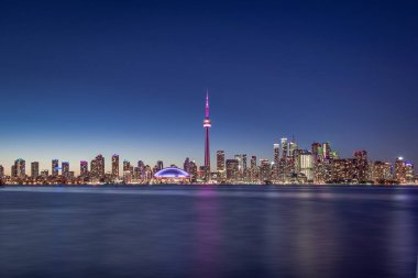 Toronto Alacakaranlıkta