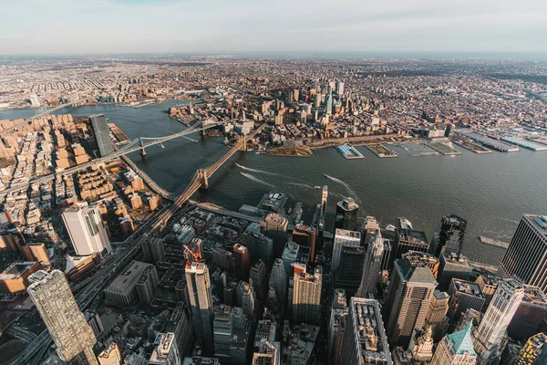 Manhattan y Brooklyn en Nueva York — Foto de Stock