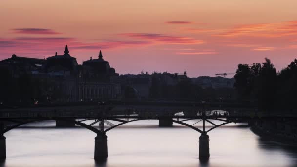 パリ、フランス、タイムラプス-サンセットのセーヌ川 — ストック動画