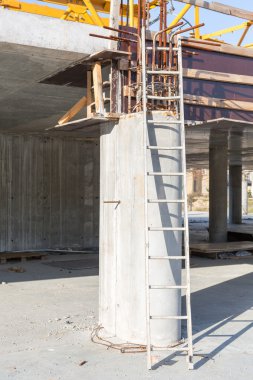İnşaat beton sütun
