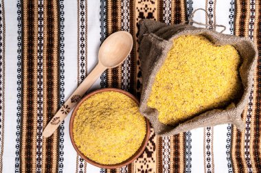 çanta ve kase zemin soya fasulyesi