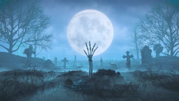 Скелет руки выползает из земли ночью на фоне луны на кладбище — стоковое видео