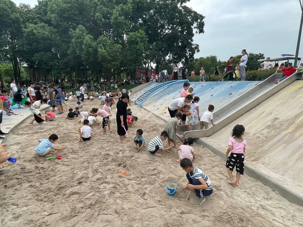 Chengdu, Çin 'e park et. 11 Eylül 2021 'de vuruldu.