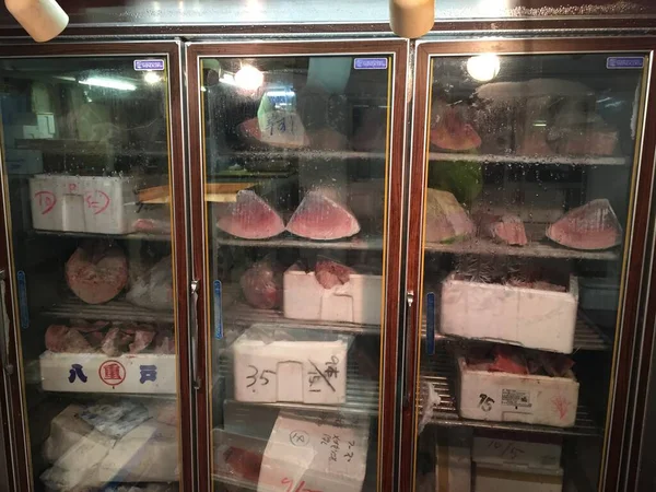 Mercado de peixe tsukiji — Fotografia de Stock