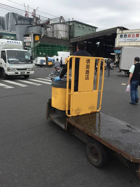 Tsukiji fish market — Stock Photo, Image