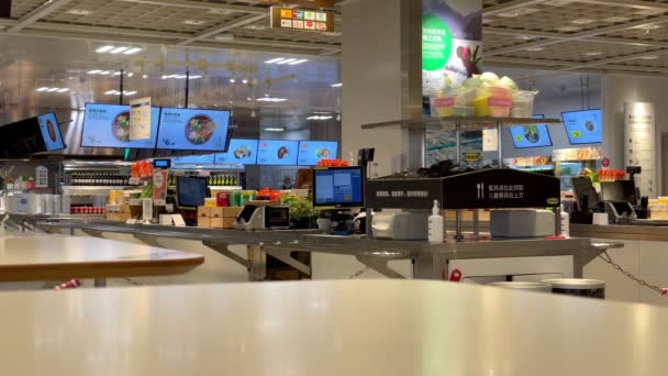 IKEA-Cafeteria in Chengdu, China. Schuss am 27. September 2021 — Stockvideo