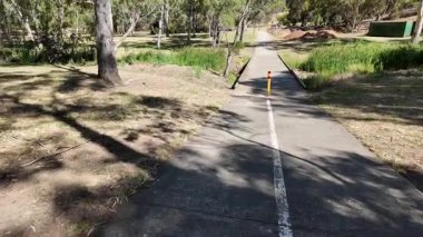 Avustralya 'nın doğal ortamında yürüyüş.