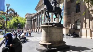 Victoria Devlet Kütüphanesi Melbourne, Avustralya 'nın dışında.