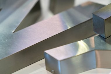 Lazer Kaynaklı Paslanmaz Çelik 3D İmza Üretimi Kanalı Harfleri