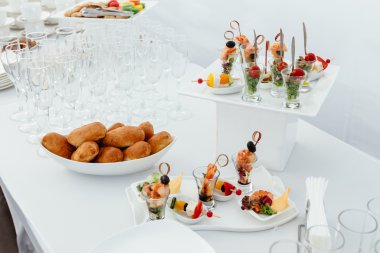 Düğün yemek yiyecek, beyaz güzel Tablo-4.