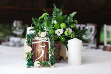 Dekor düğün. Tablo dekore edilmiş. Güzel ışık.