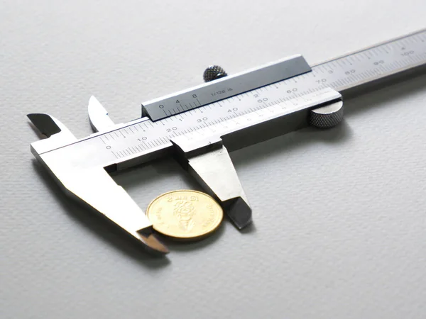 Vernier Caliper Bílém Pozadí — Stock fotografie