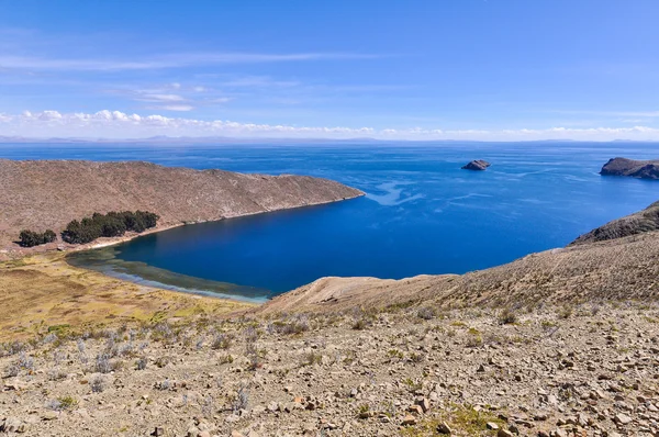 Strand auf der Isla del Sol am Titicacasee in Bolivien — Stockfoto