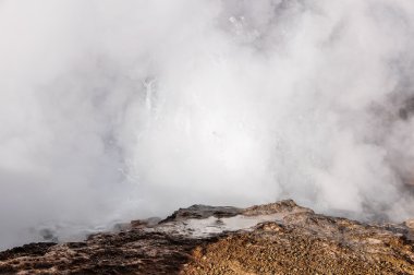 Atacama Çölü, Şili'deki Tatio Geysers
