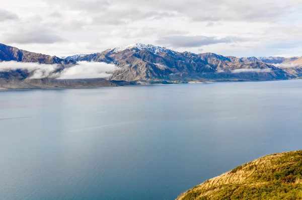 Blick auf einen See in der Nähe von wanaka in südlichen Seen, Neuseeland — Stockfoto