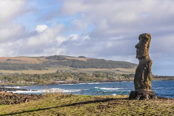 Eenzame moai, Ahu Tahai, Paaseiland, Chili — Stockfoto