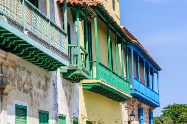 Renkli balkonlar, la Habana Vieja, Küba