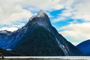Mitre tepe Milford ses, Yeni Zelanda
