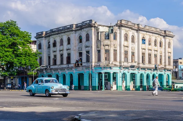 Життя вулиці у Ведадо, Гавана, Куба — стокове фото