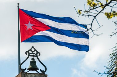 Plaza de Las Armas, Havana, Küba Küba bayrağı