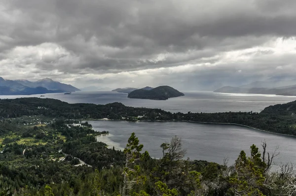 Weergave van de meren, Bariloche, Argentinië — Stockfoto