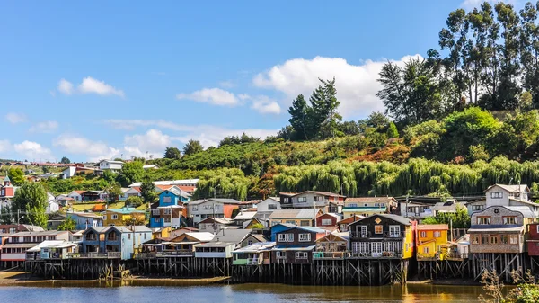 Houses on wooden columns, Chiloe Island, Chile — Stock Photo, Image
