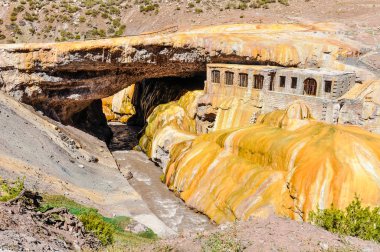 Puente del Inca, Mendoza, Arjantin çevresinde Andes