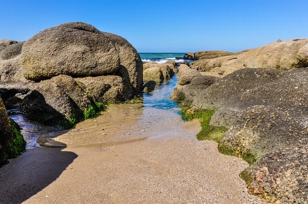 Sur la plage de Punta del Diablo en Uruguay — Photo