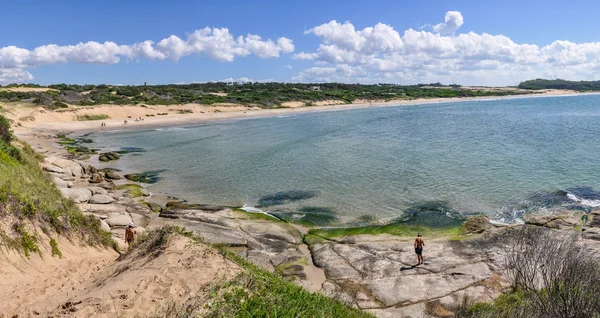 Plaj manzarası Punta del Diablo Uruguay — Stok fotoğraf
