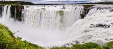 Şeytanın gırtlağı Iguazu Falls, Arjantin